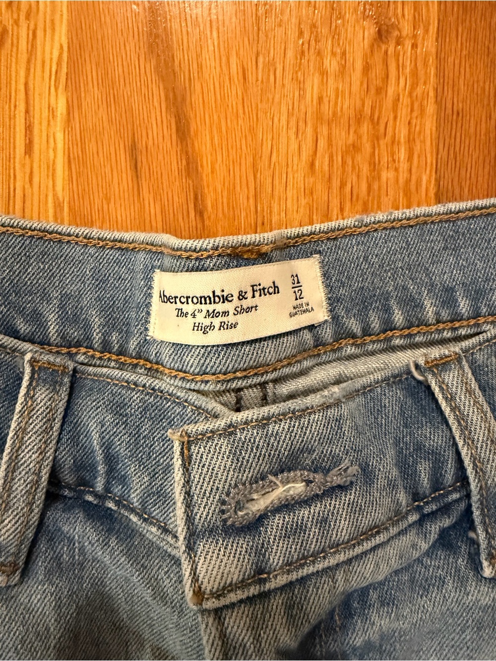 Abercrombie High Rise Mom Shorts - Picture 2 of 3